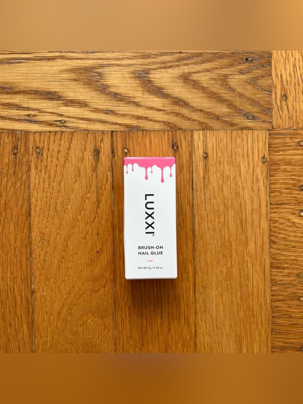 Luxxi Nail Glue
